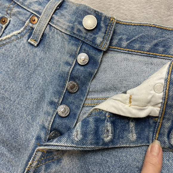 Levis 501 Cutoff Jean Shorts Womens 25 Blue Stonewash Buttonfly Distressed 2" - Picture 7 of 10